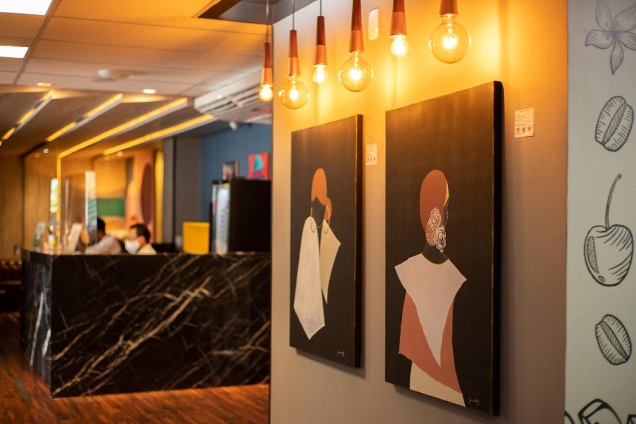 Jockey Class Hotel Τερεζίνα Εξωτερικό φωτογραφία