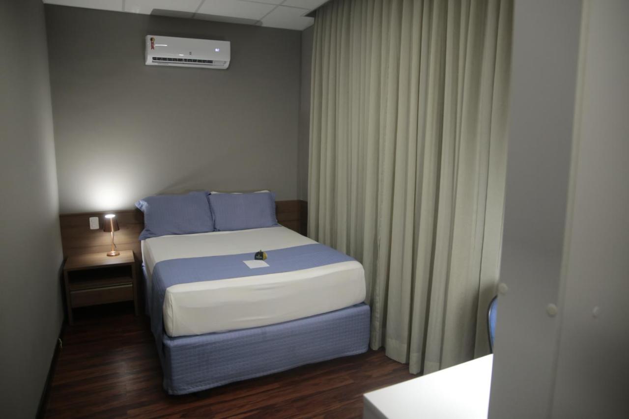 Jockey Class Hotel Τερεζίνα Εξωτερικό φωτογραφία