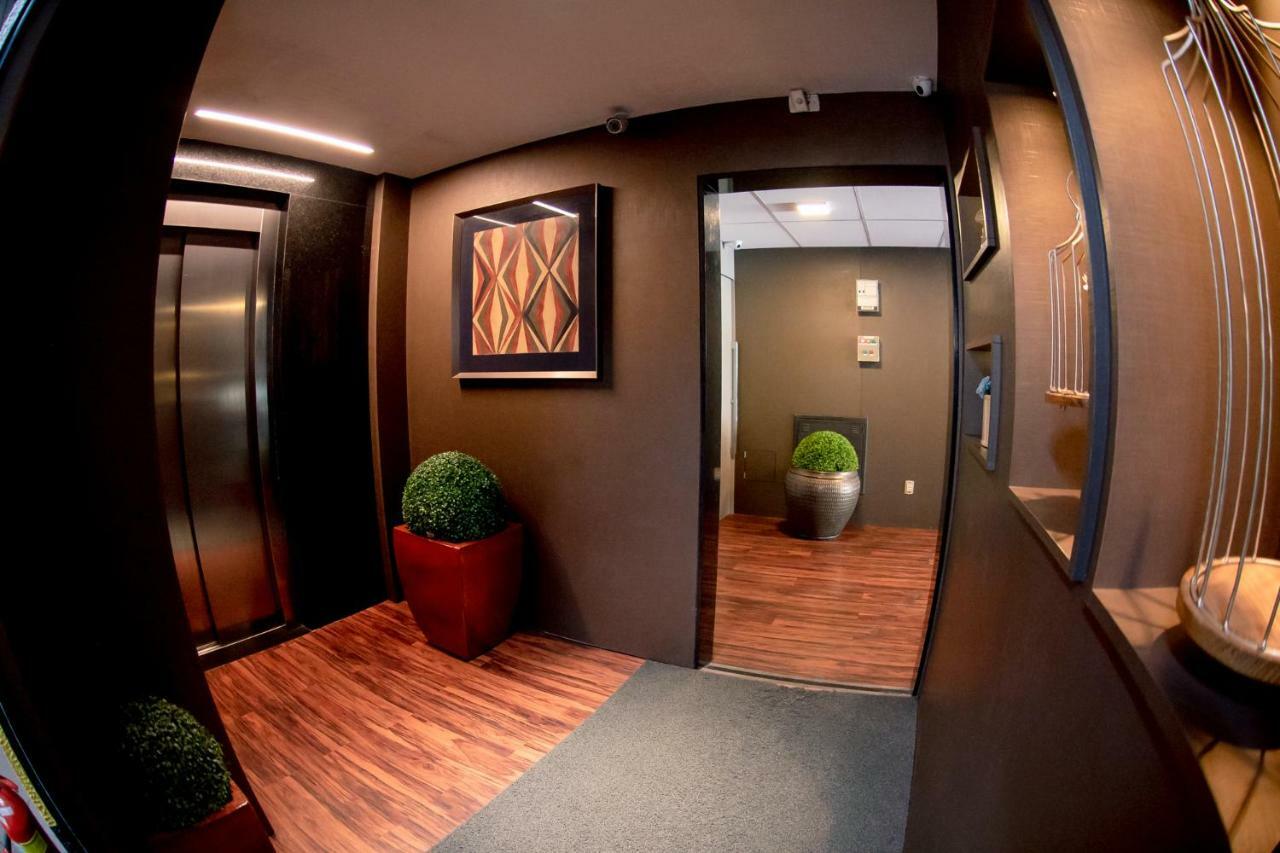 Jockey Class Hotel Τερεζίνα Εξωτερικό φωτογραφία