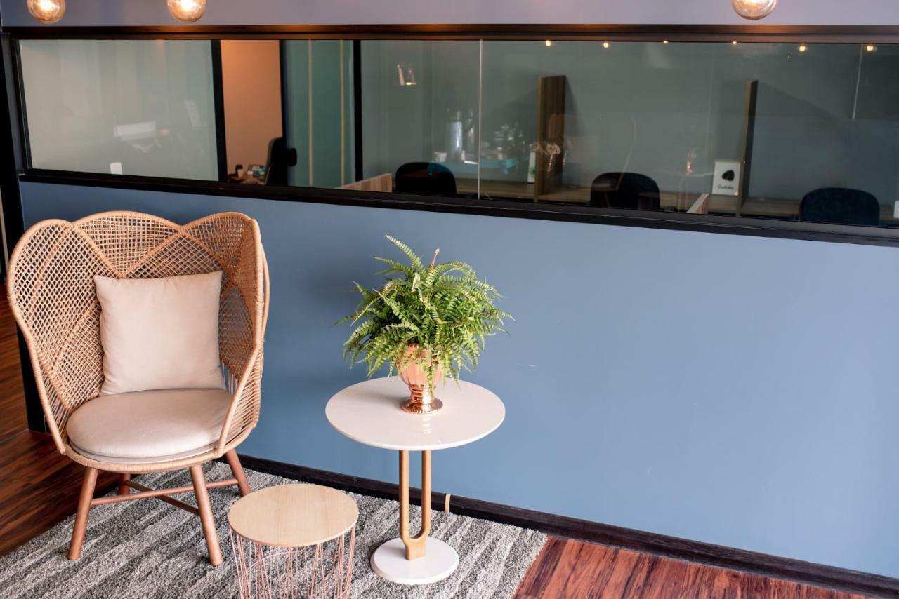 Jockey Class Hotel Τερεζίνα Εξωτερικό φωτογραφία